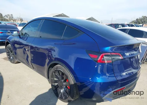 2022 Tesla Model Y Performance Dual Motor All-Wheel Drive from USA, damaged, VIN 7SAYGDEF2NF524037